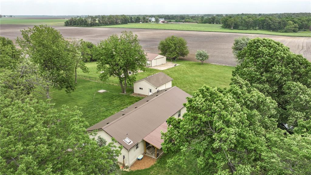 27467 Spruce Road Greenfield, IL 62044 - Photo 2 of 67