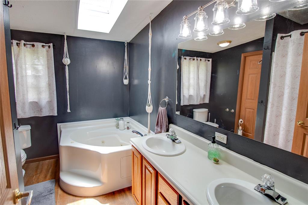 27467 Spruce Road Greenfield, IL 62044 - Photo 50 of 67