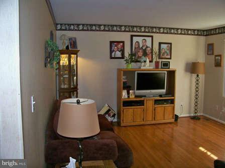 21005 Millers Mill Road Freeland, MD 21053 - Photo 13 of 30 Living Room