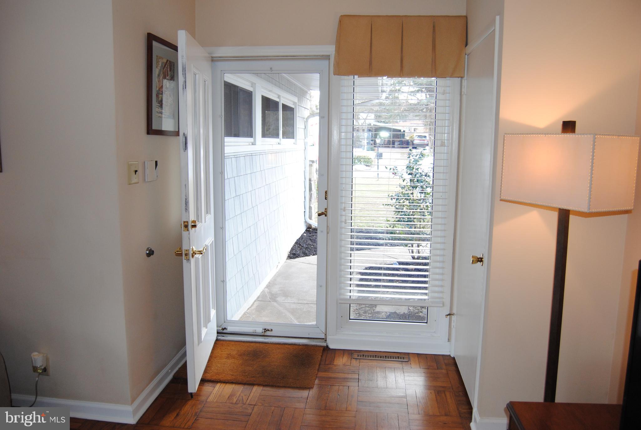549 Paddock Road Ambler, PA 19002 - Photo 11 of 43 Foyer