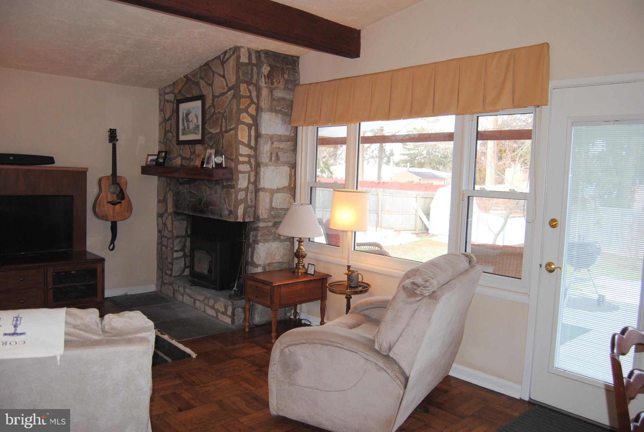 549 Paddock Road Ambler, PA 19002 - Photo 14 of 43 Living Room
