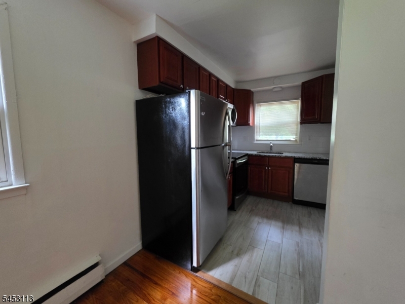 87 Elm Road Caldwell, NJ 07006 - Photo 6 of 15 Gallery Image 6