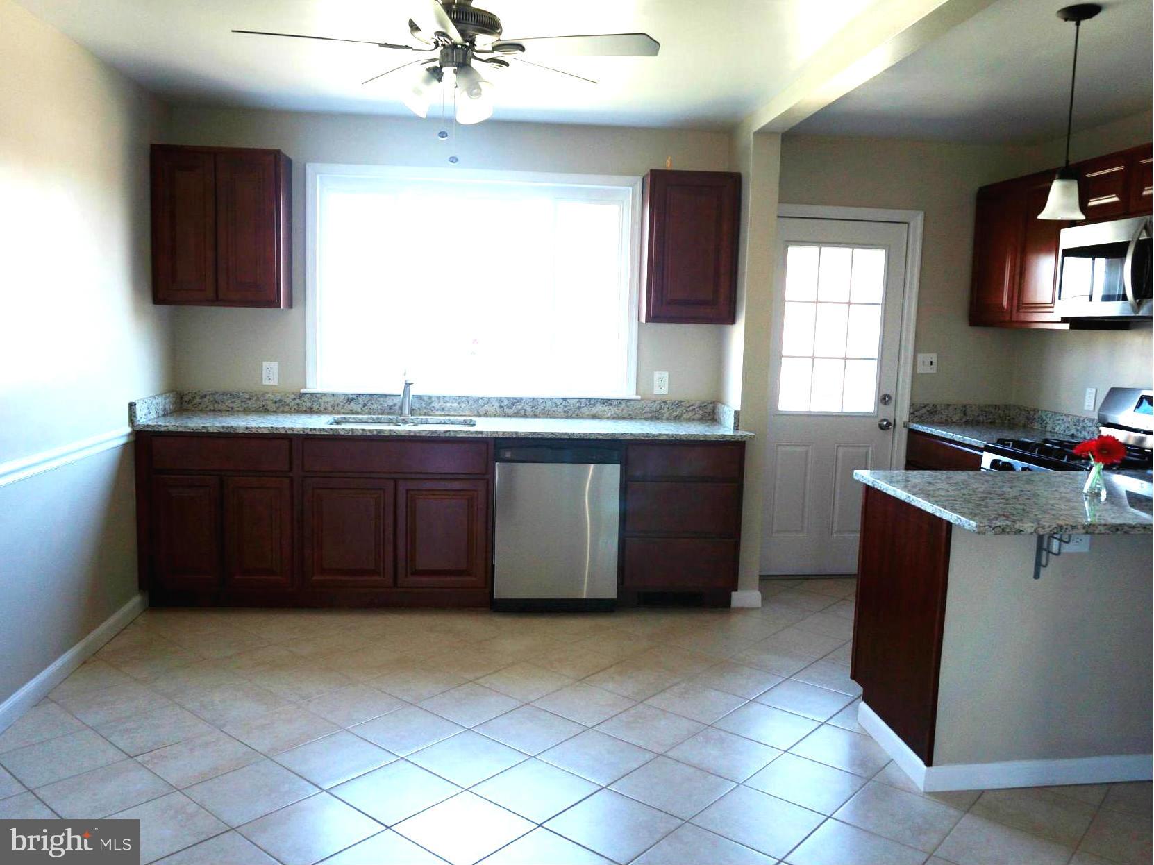 1607 Searles Road Baltimore, MD 21222 - Photo 5 of 26 Kitchen