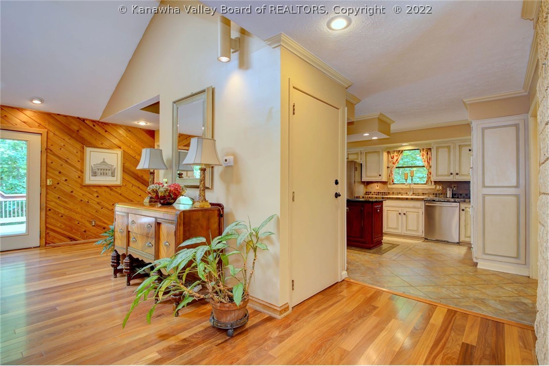 1415 Stonehenge Road Charleston, WV 25314 - Photo 13 of 47 Gallery Image 13