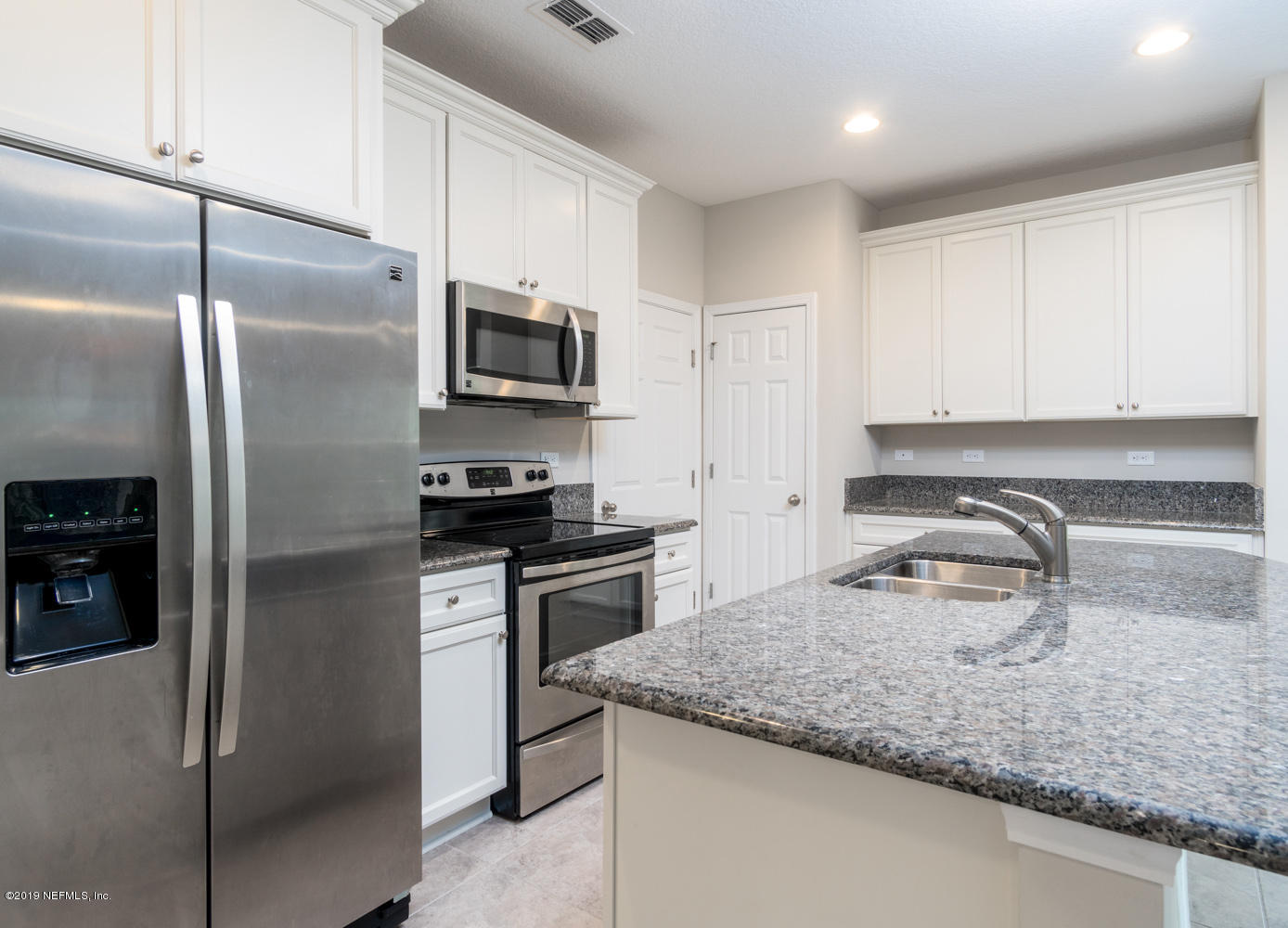 3288 Chestnut Ridge Way Orange Park, FL 32065 - Photo 22 of 31 Kitchen 2
