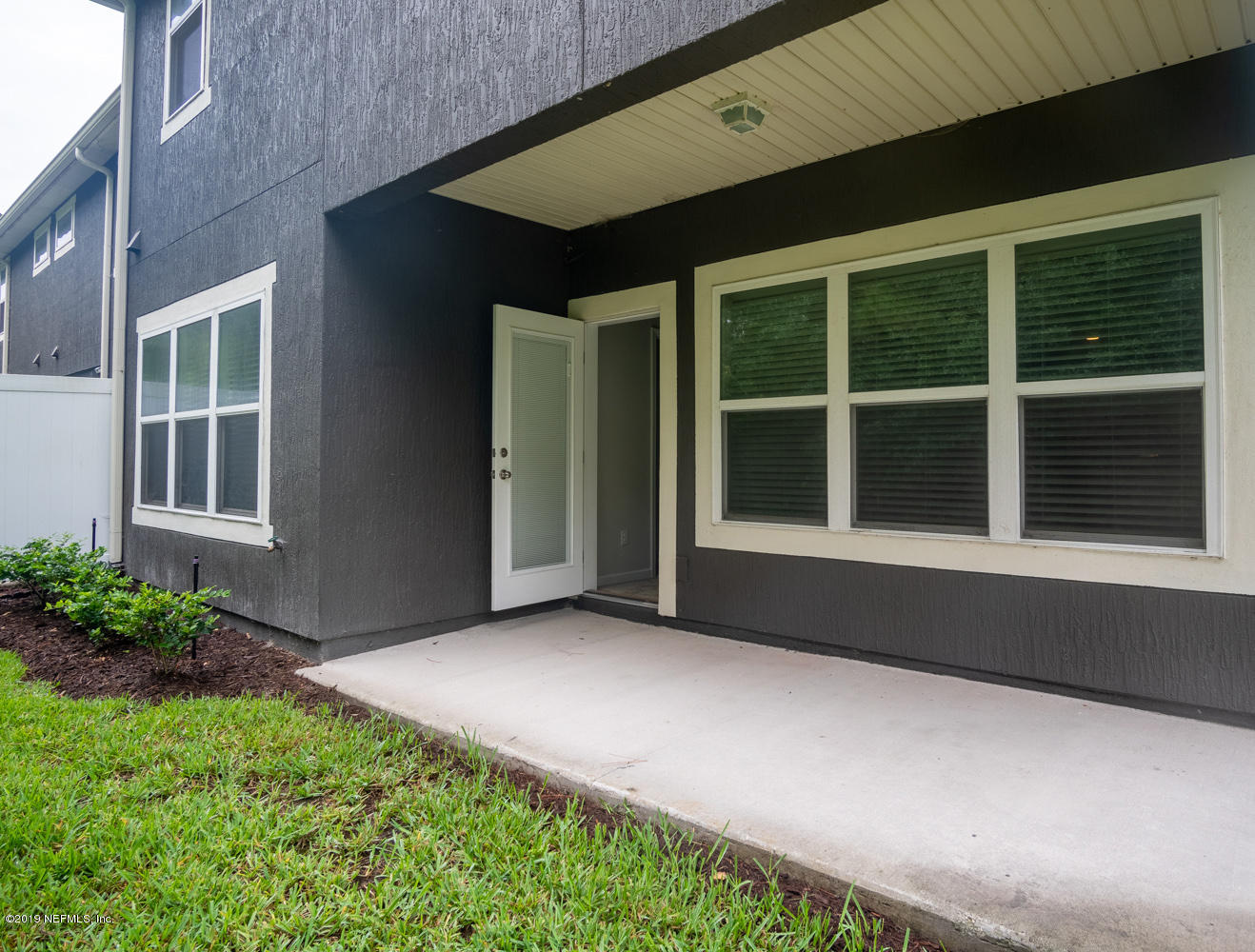 3288 Chestnut Ridge Way Orange Park, FL 32065 - Photo 28 of 31 Patio 2
