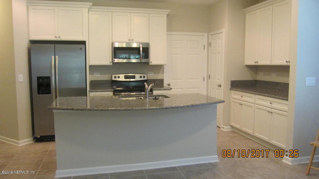 3288 Chestnut Ridge Way Orange Park, FL 32065 - Photo 9 of 31 kitchen