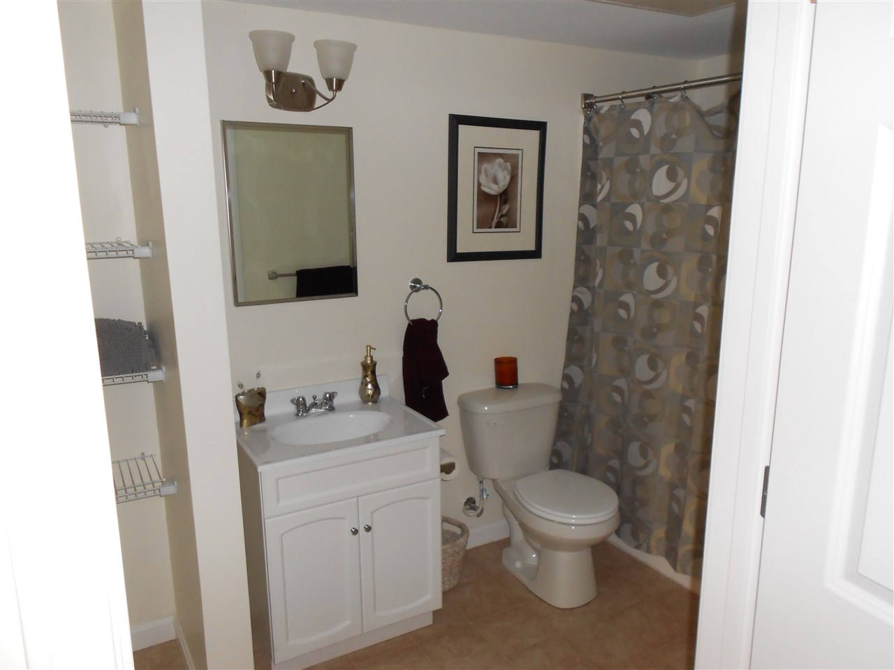 100 Sentinel Court, Unit 208 Manchester, NH 03103 - Photo 22 of 37