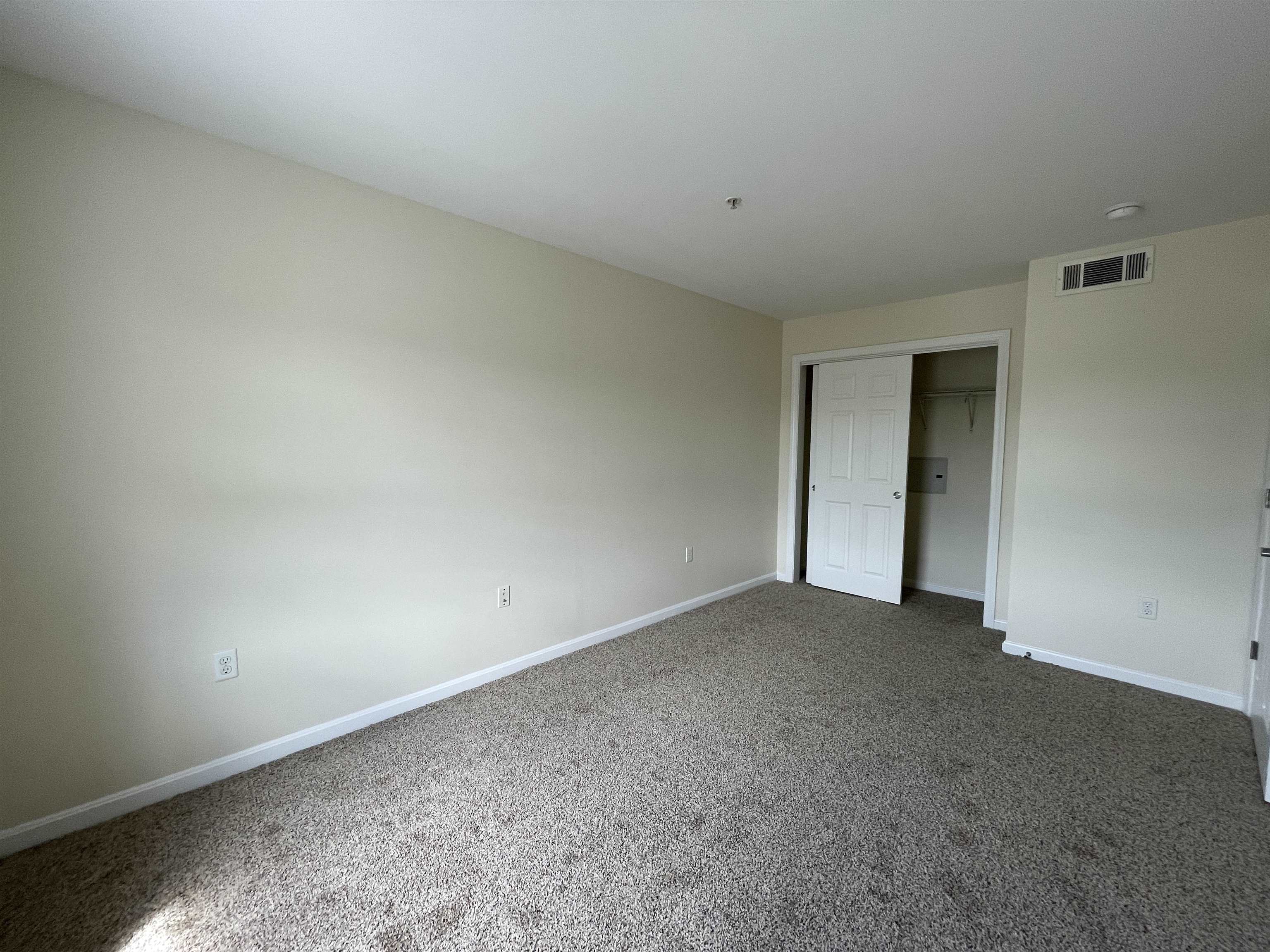 100 Sentinel Court, Unit 208 Manchester, NH 03103 - Photo 25 of 37