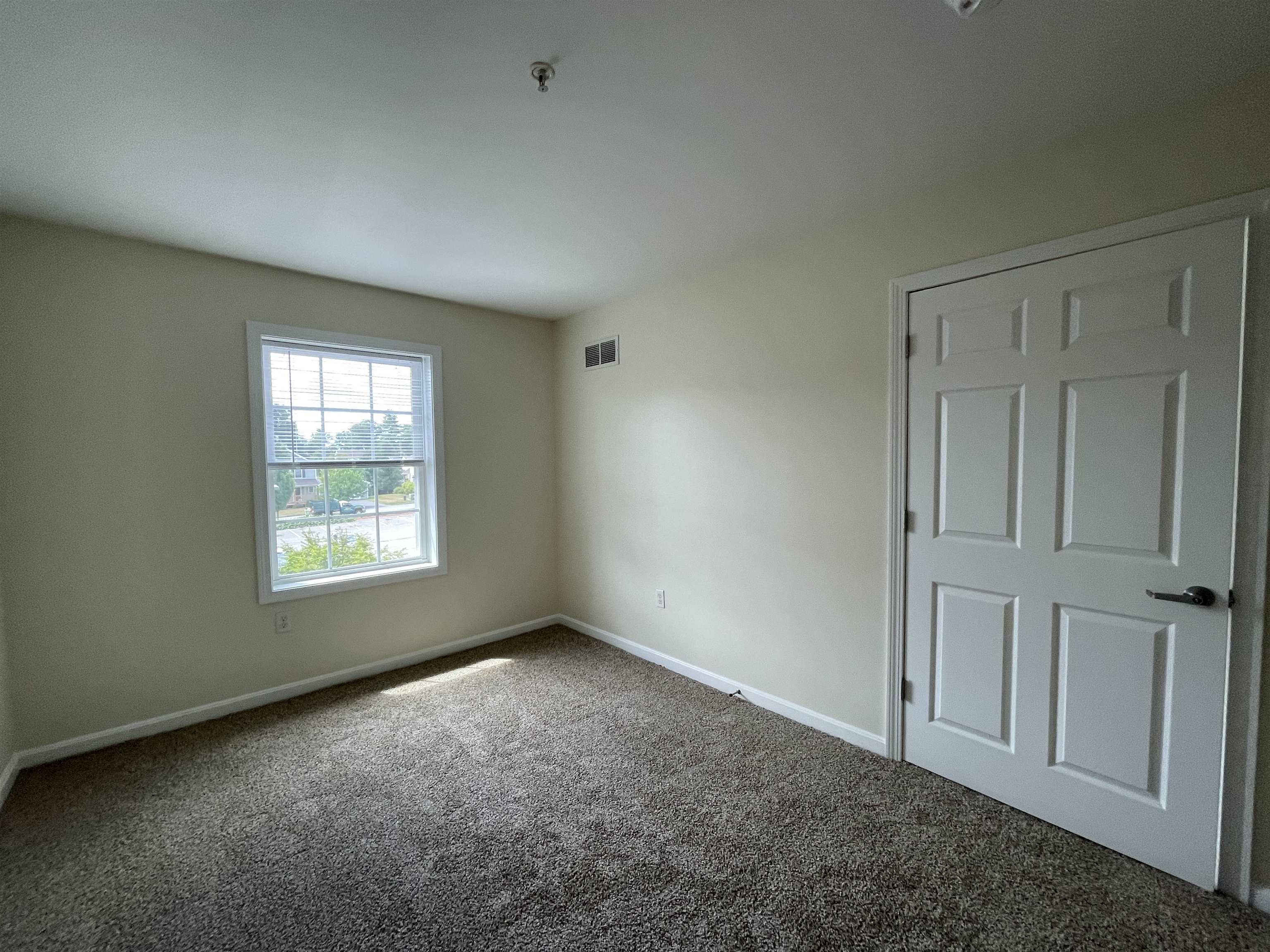 100 Sentinel Court, Unit 208 Manchester, NH 03103 - Photo 28 of 37