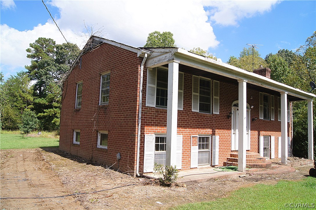 15073 Blunts Bridge Road Doswell, VA 23047 - Photo 2 of 11 Gallery Image 2