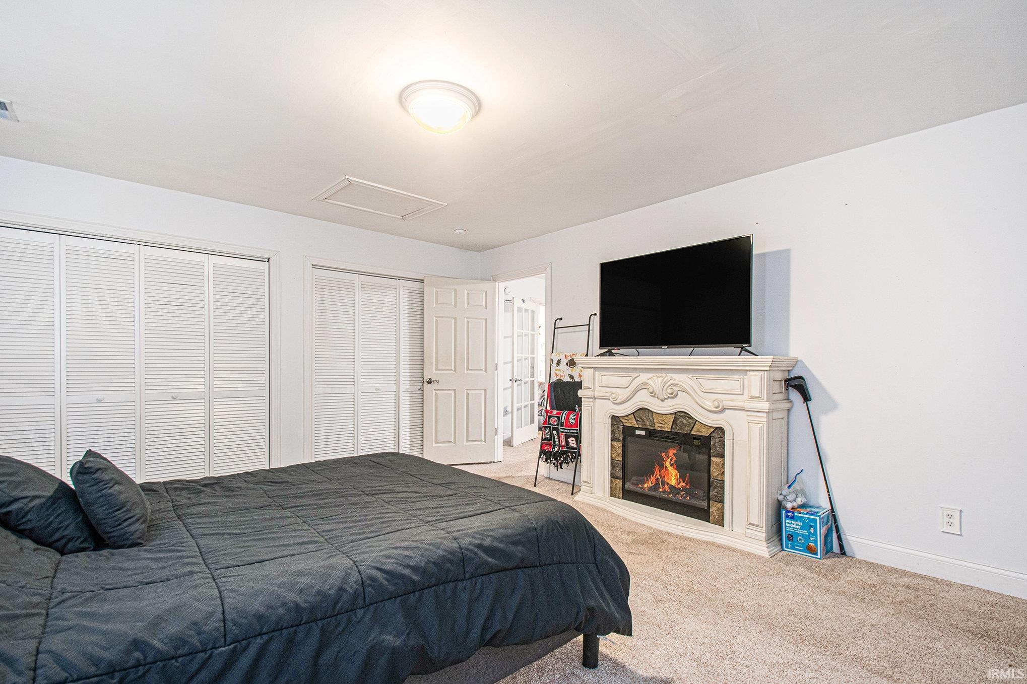 57502 Oakside Road Mishawaka, IN 46544 - Photo 12 of 25