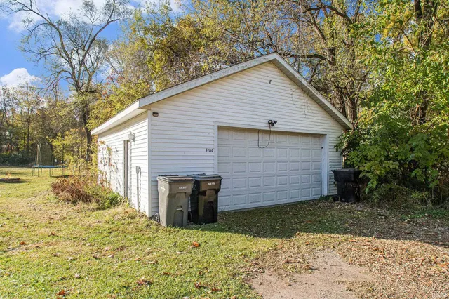 $250,000 | 57502 Oakside Road, Mishawaka, IN 46544