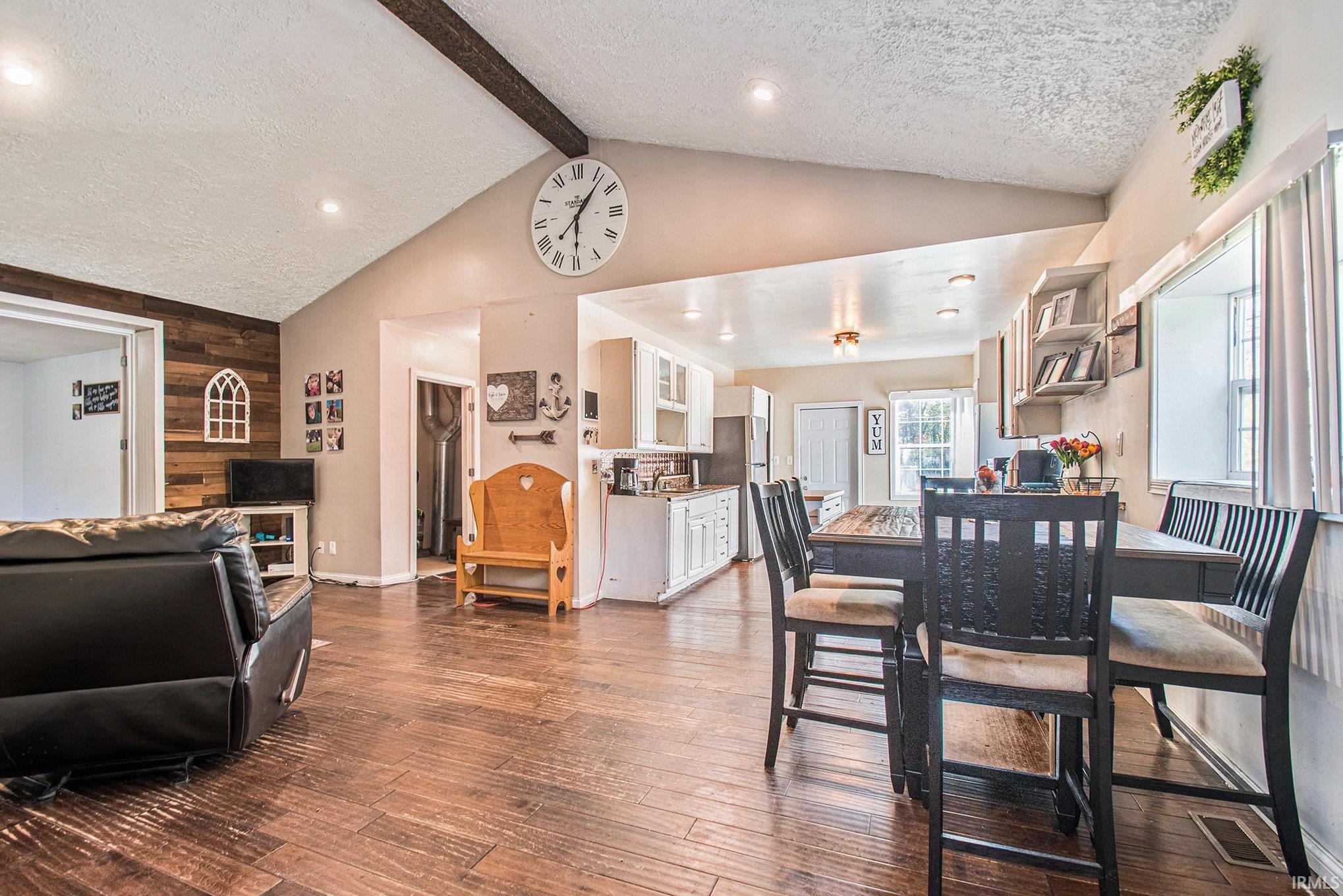 57502 Oakside Road Mishawaka, IN 46544 - Photo 10 of 25 Gallery Image 10