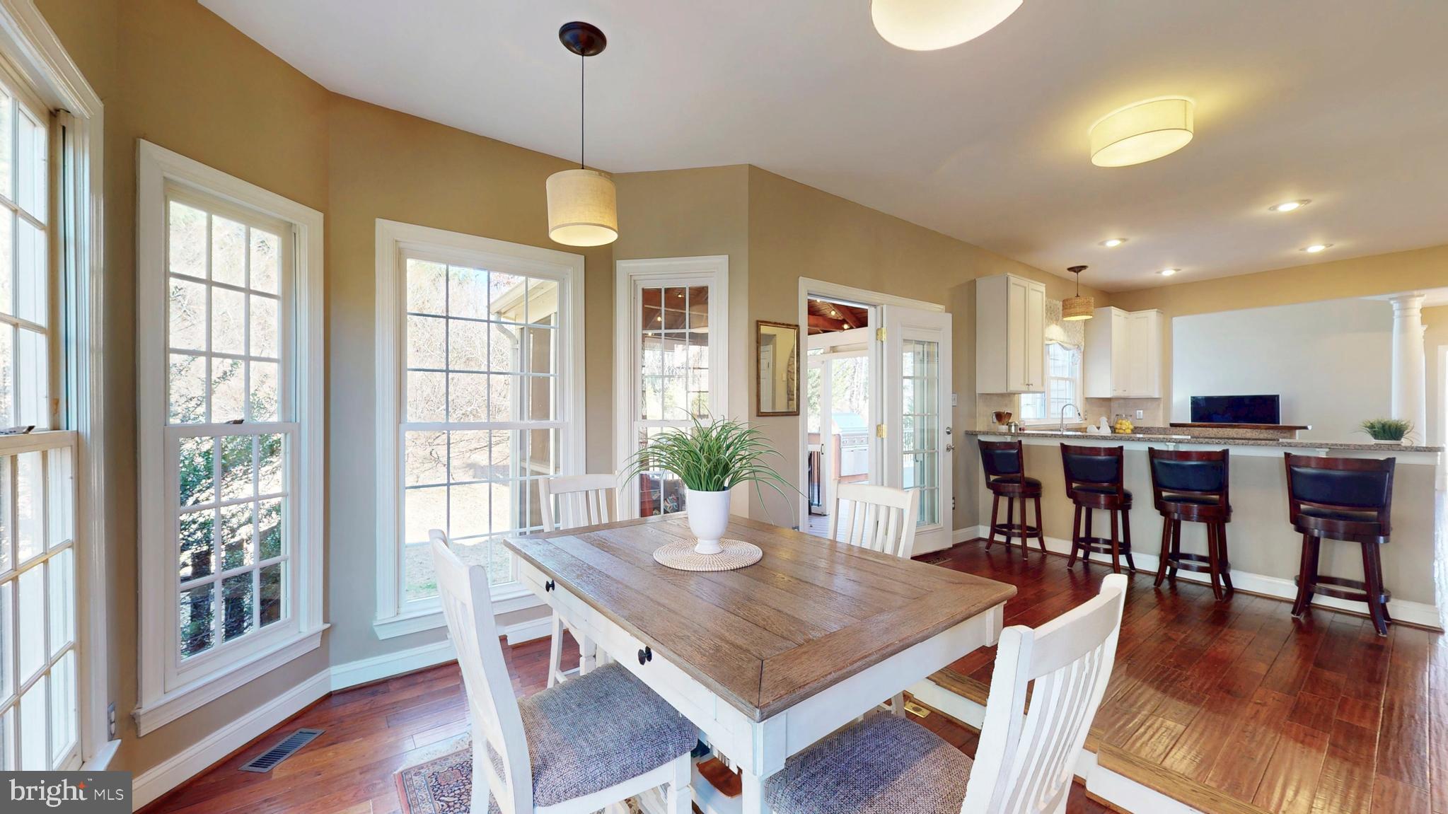 9728 Middleton Ridge Road Vienna, VA 22182 - Photo 18 of 81 Gallery Image 18