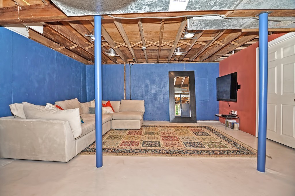 27 Woodland Road Northborough, MA 01532 - Photo 21 of 30 Gallery Image 21