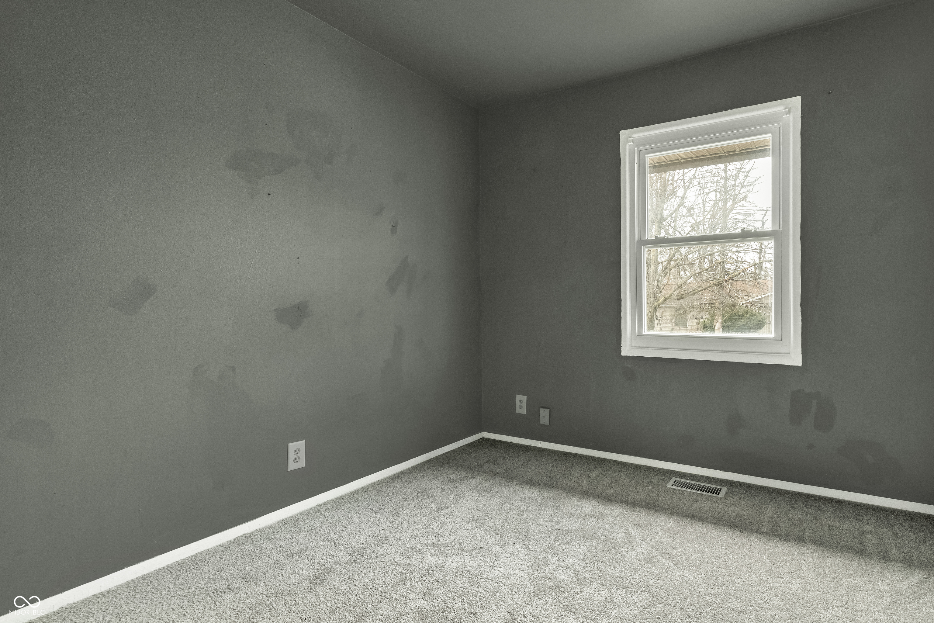 4249 Dubarry Road Indianapolis, IN 46226 - Photo 13 of 33