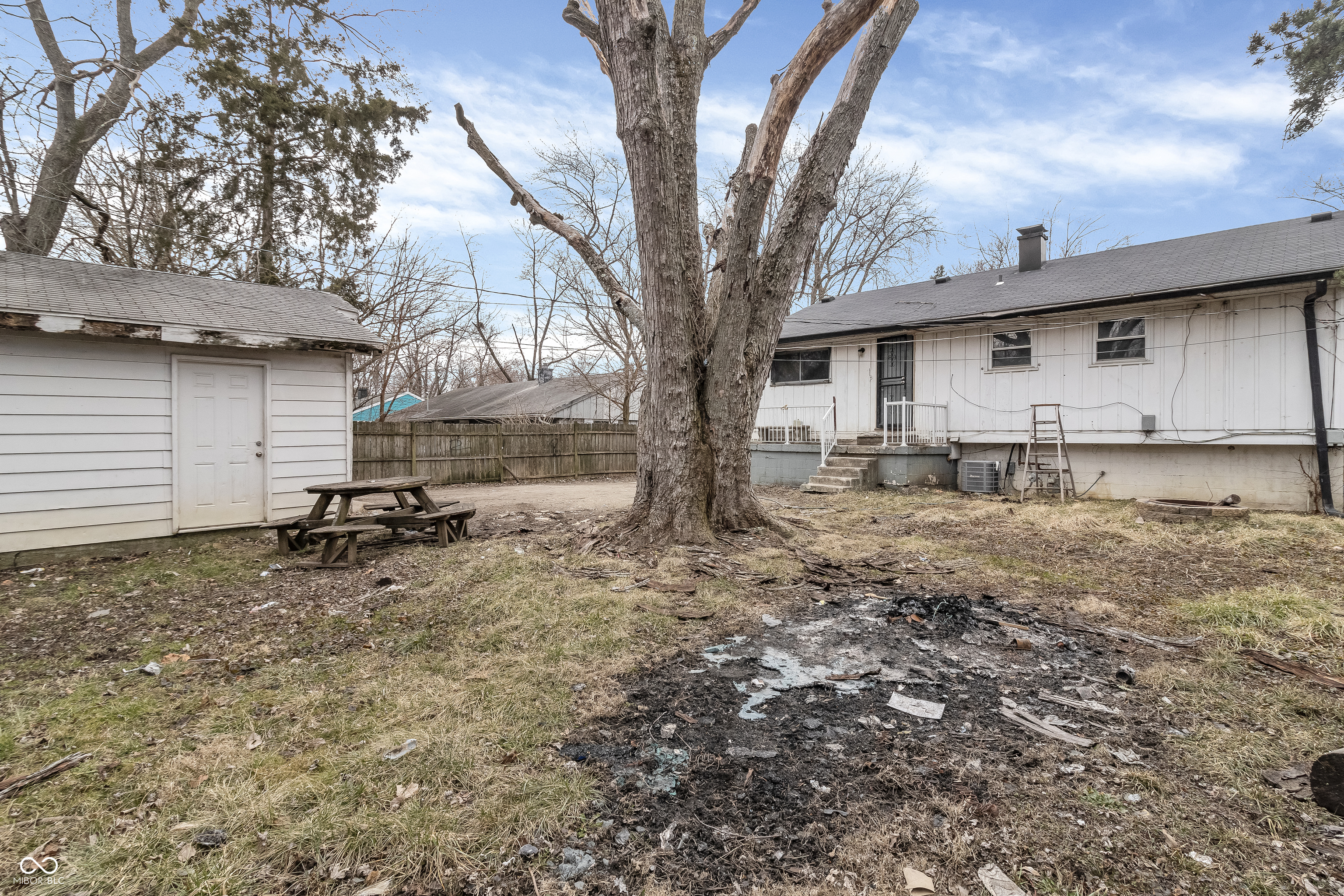 4249 Dubarry Road Indianapolis, IN 46226 - Photo 29 of 33