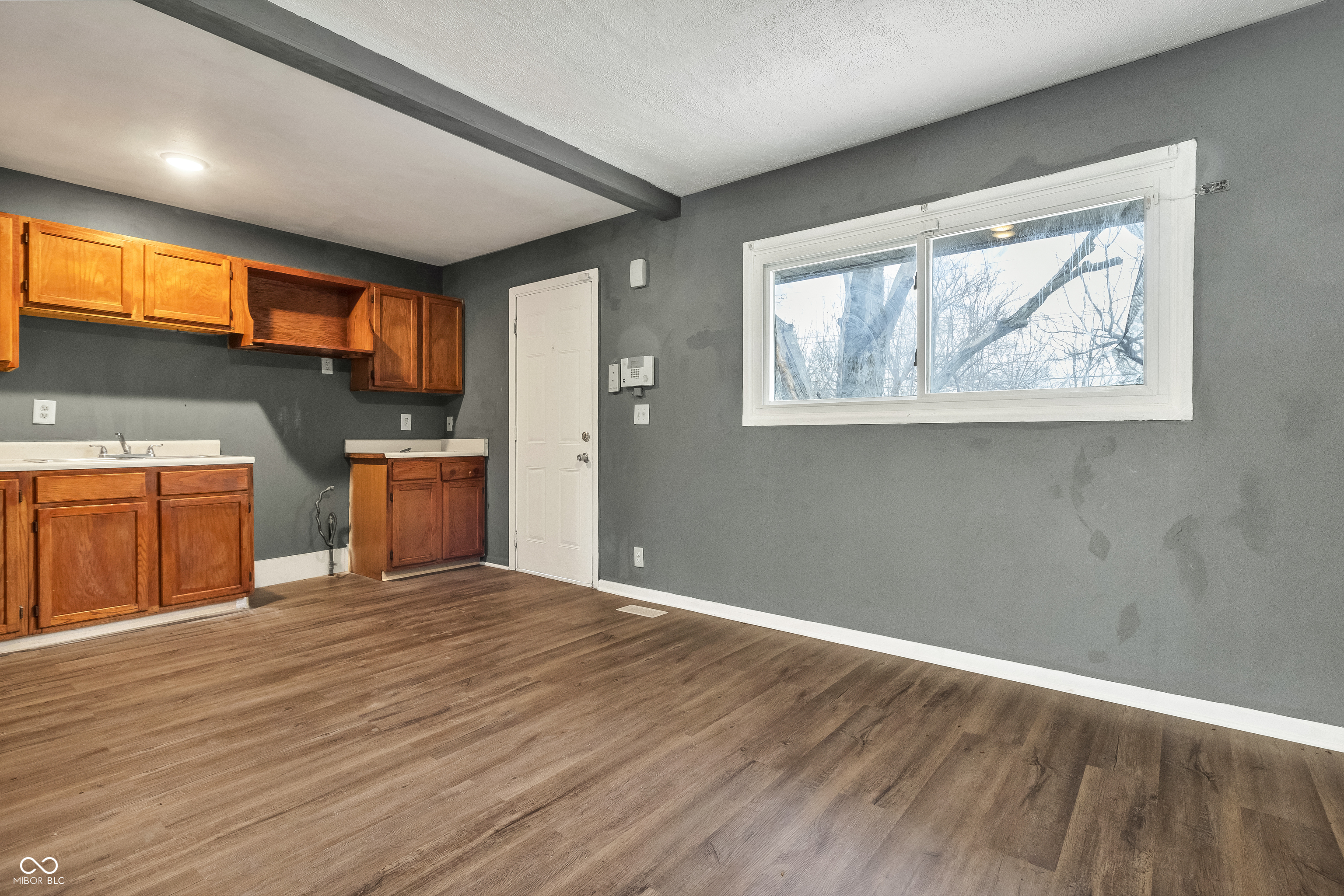 4249 Dubarry Road Indianapolis, IN 46226 - Photo 7 of 33
