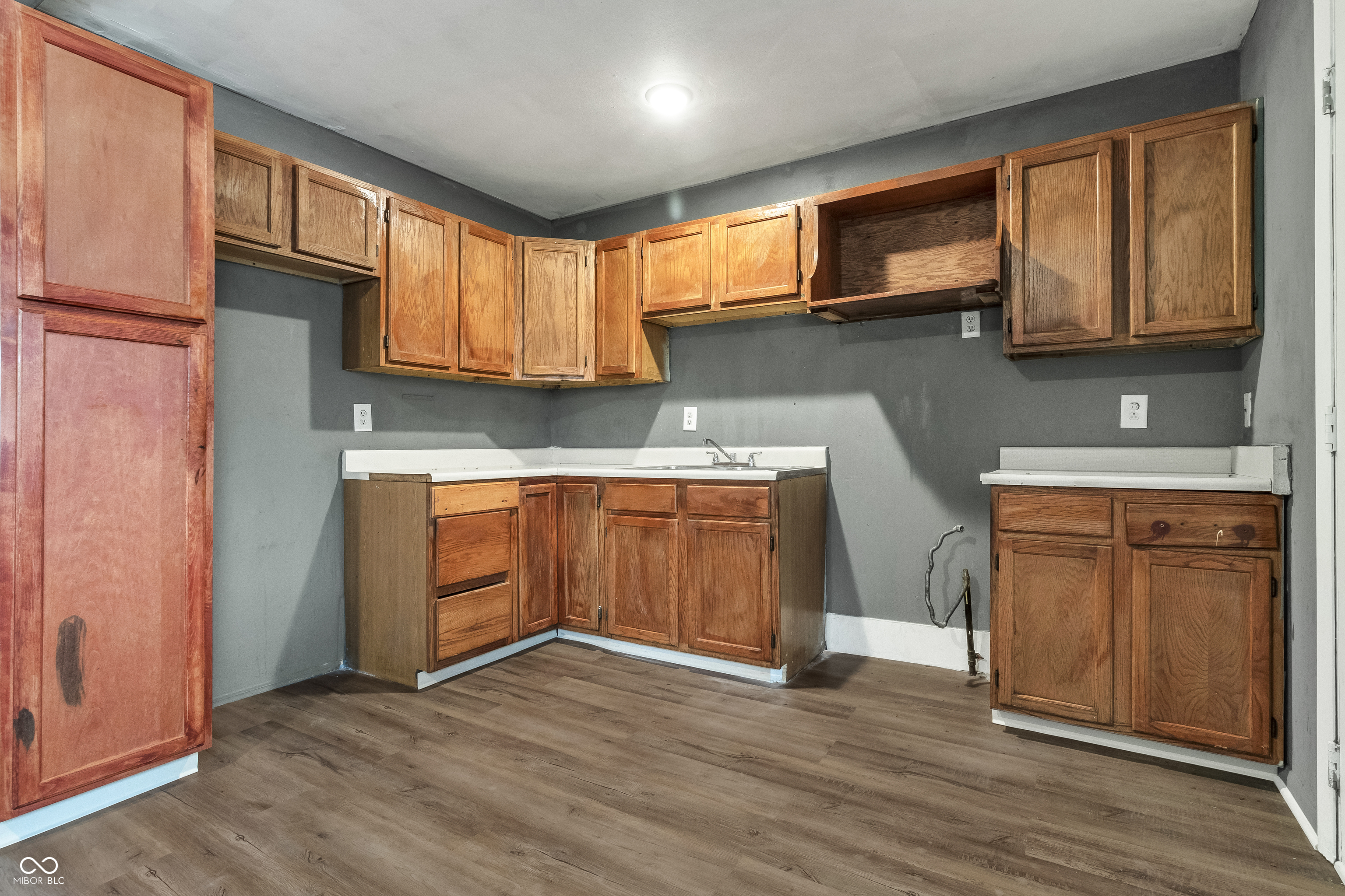 4249 Dubarry Road Indianapolis, IN 46226 - Photo 8 of 33