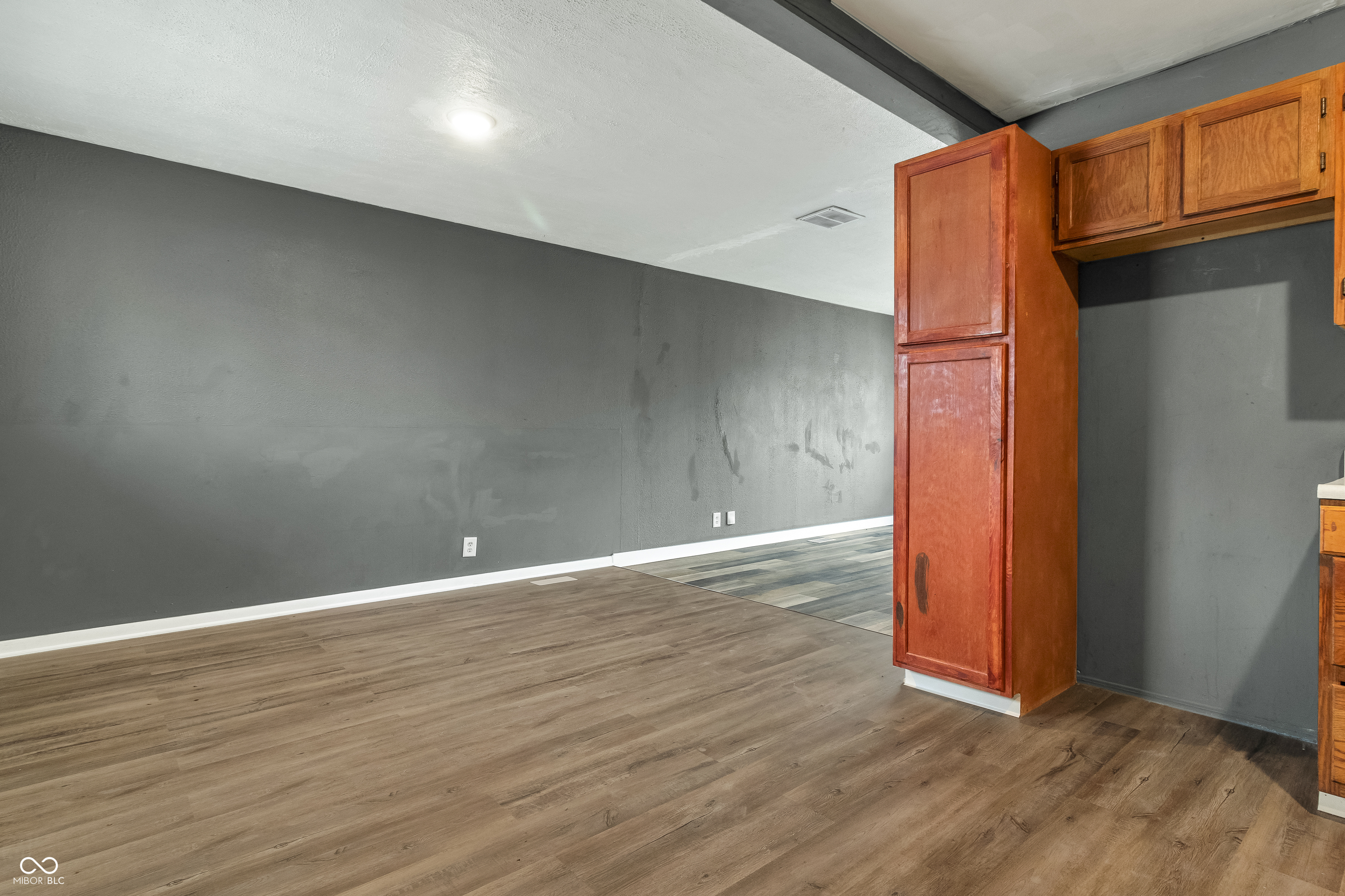 4249 Dubarry Road Indianapolis, IN 46226 - Photo 10 of 33