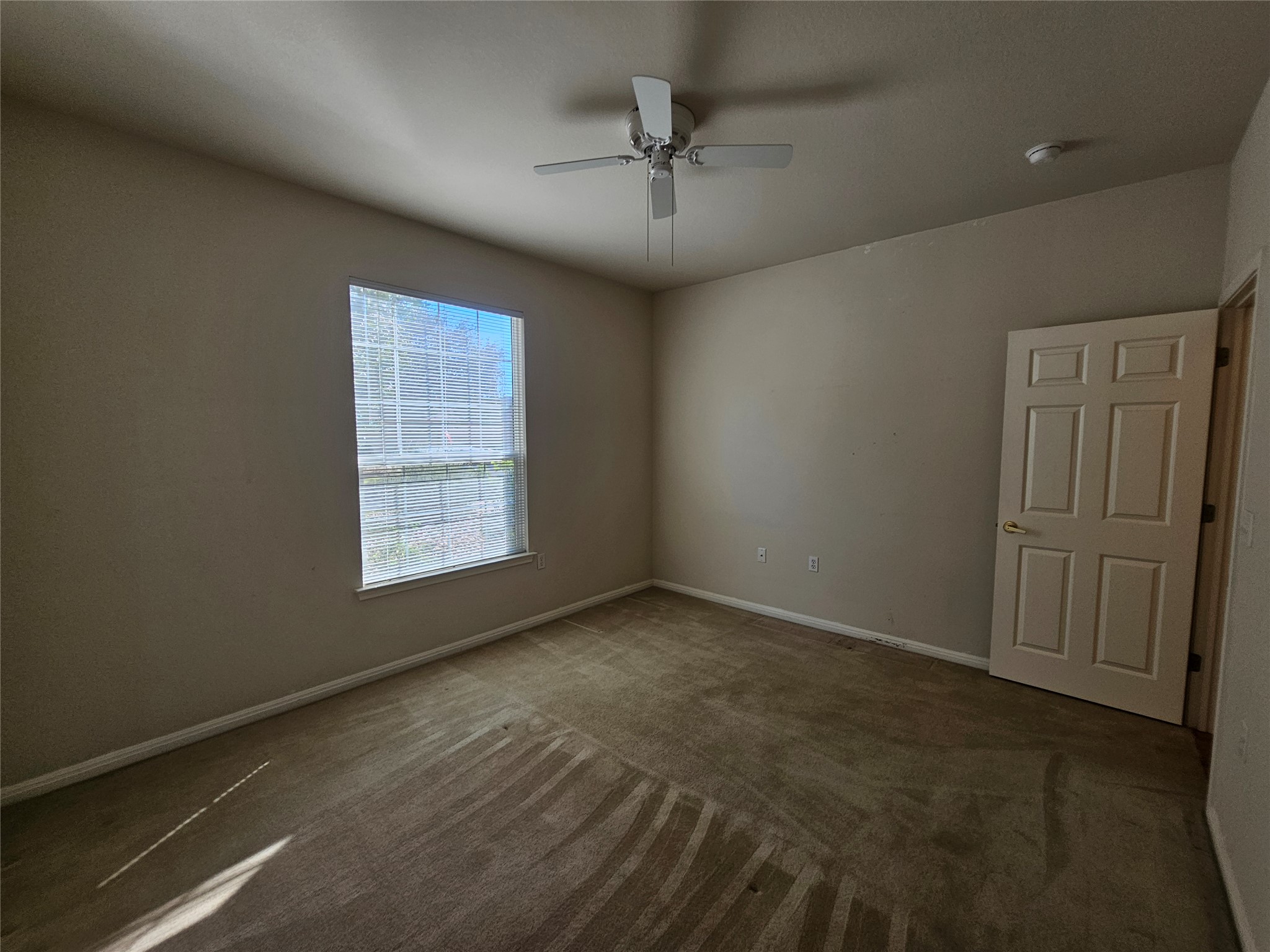 211 Red Poppy Trail Georgetown, TX 78633 - Photo 16 of 35 an empty room with windows