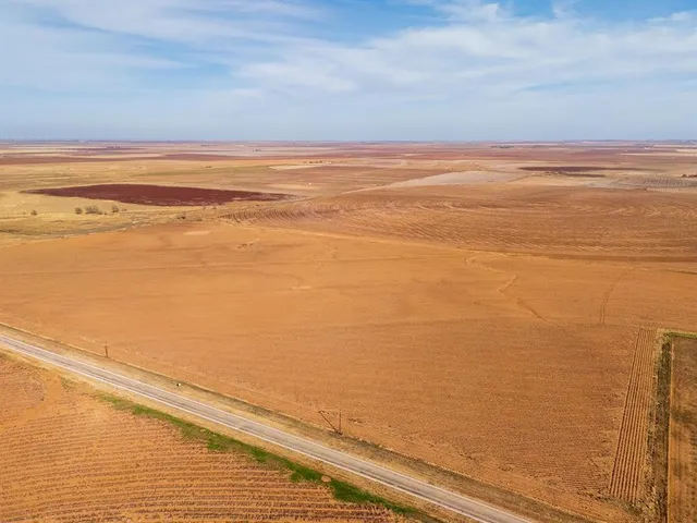 $85,000 | 212 Farm To Market Road, Tahoka, TX 79373