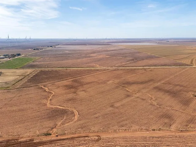 $85,000 | 212 Farm To Market Road, Tahoka, TX 79373