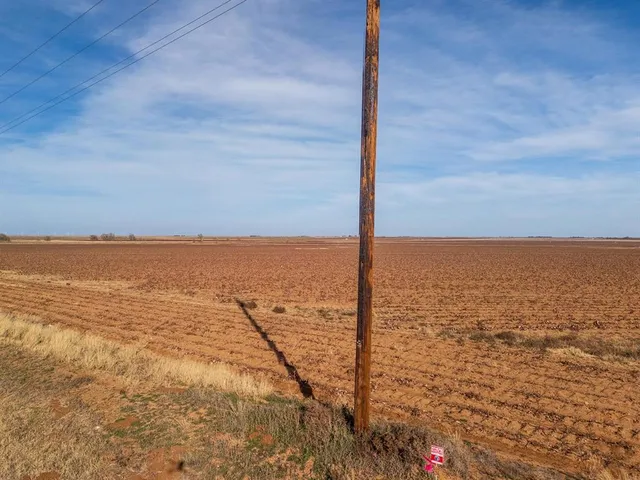 $85,000 | 212 Farm To Market Road, Tahoka, TX 79373