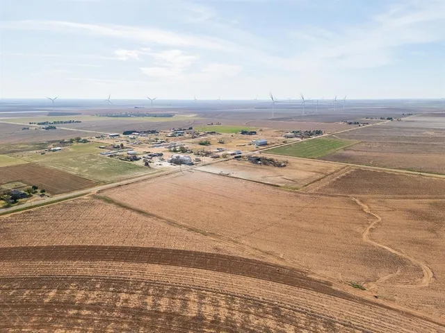 $85,000 | 212 Farm To Market Road, Tahoka, TX 79373