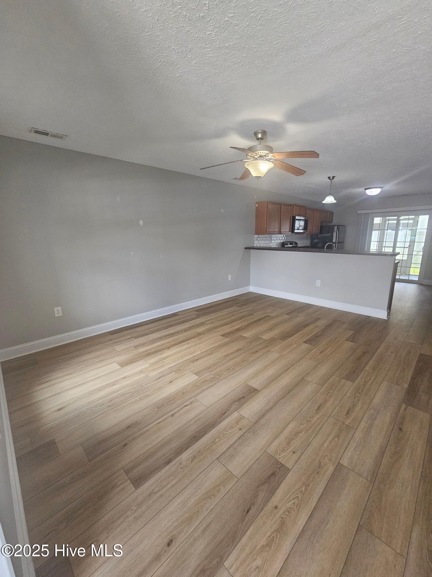 515 Cider Hill Road Jacksonville, NC 28546 - Photo 2 of 10