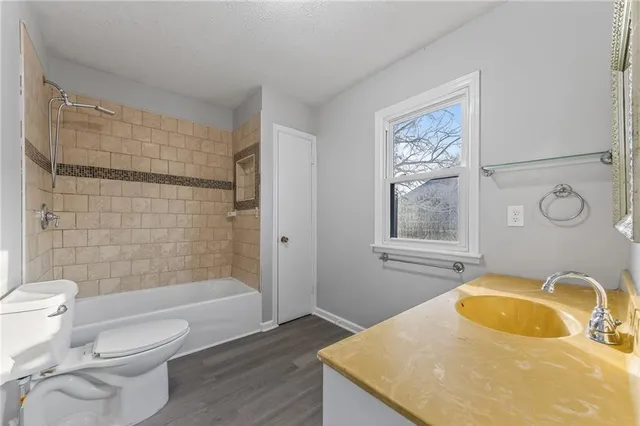 $115,000 | 8727 Lexington Avenue, Independence, MO 64053