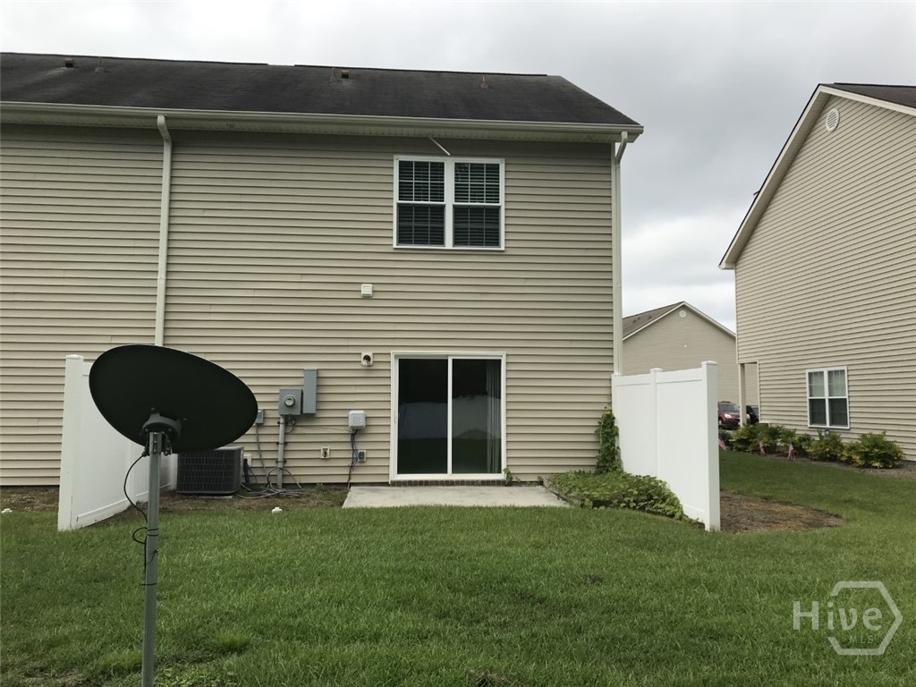 210 Canyon Oak Loop Richmond Hill, GA 31324 - Photo 12 of 14