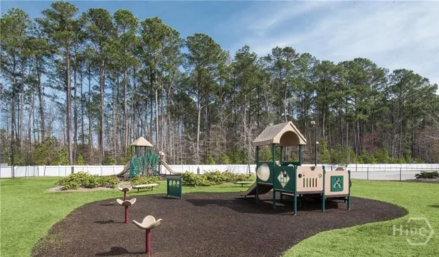 $1,900 | 210 Canyon Oak Loop, Richmond Hill, GA 31324