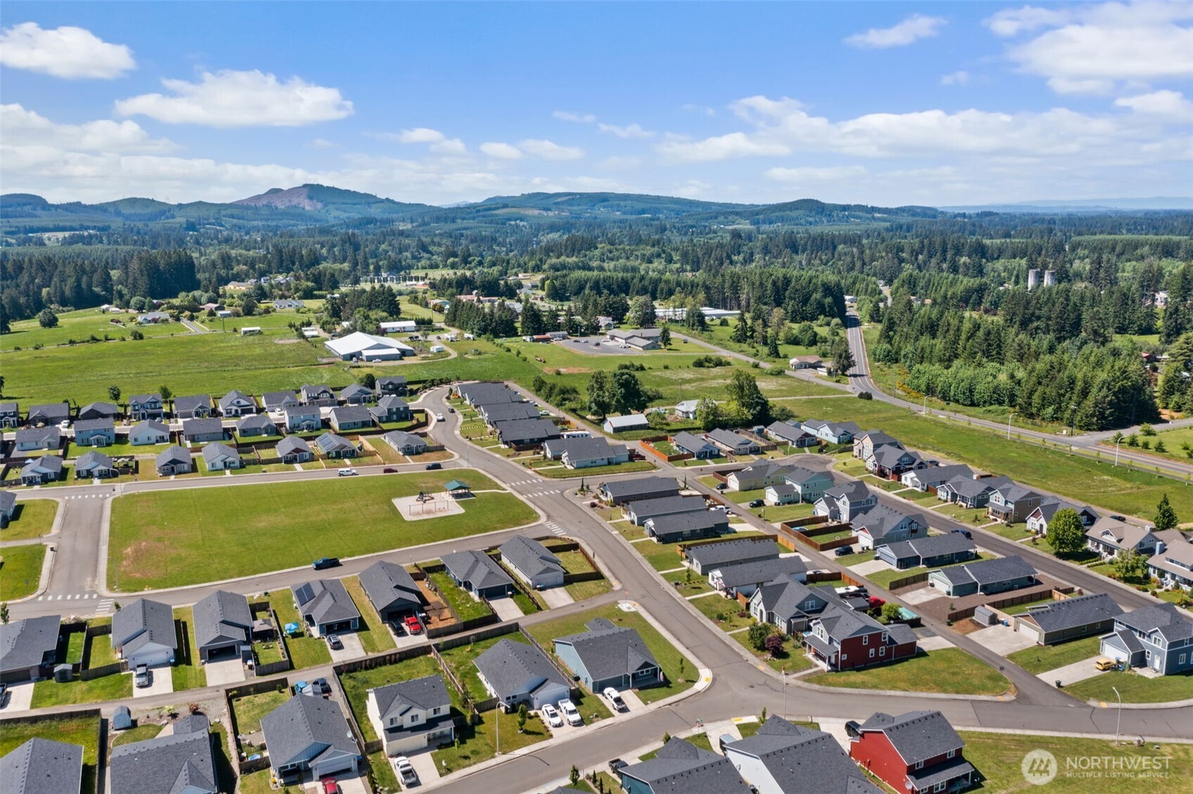 401 Cardinal Avenue Winlock, WA 98596 - Photo 36 of 39 a view of a city