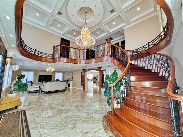 $2,480,000 | 4320 Glenwood Street | Little Neck