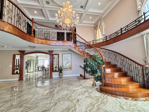 $2,480,000 | 4320 Glenwood Street | Little Neck