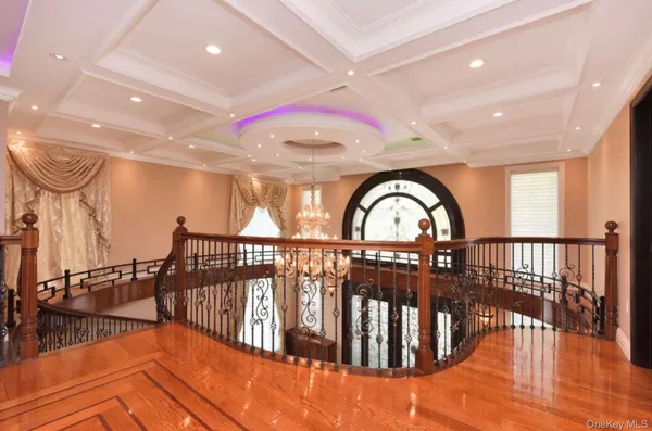 $2,480,000 | 4320 Glenwood Street | Little Neck