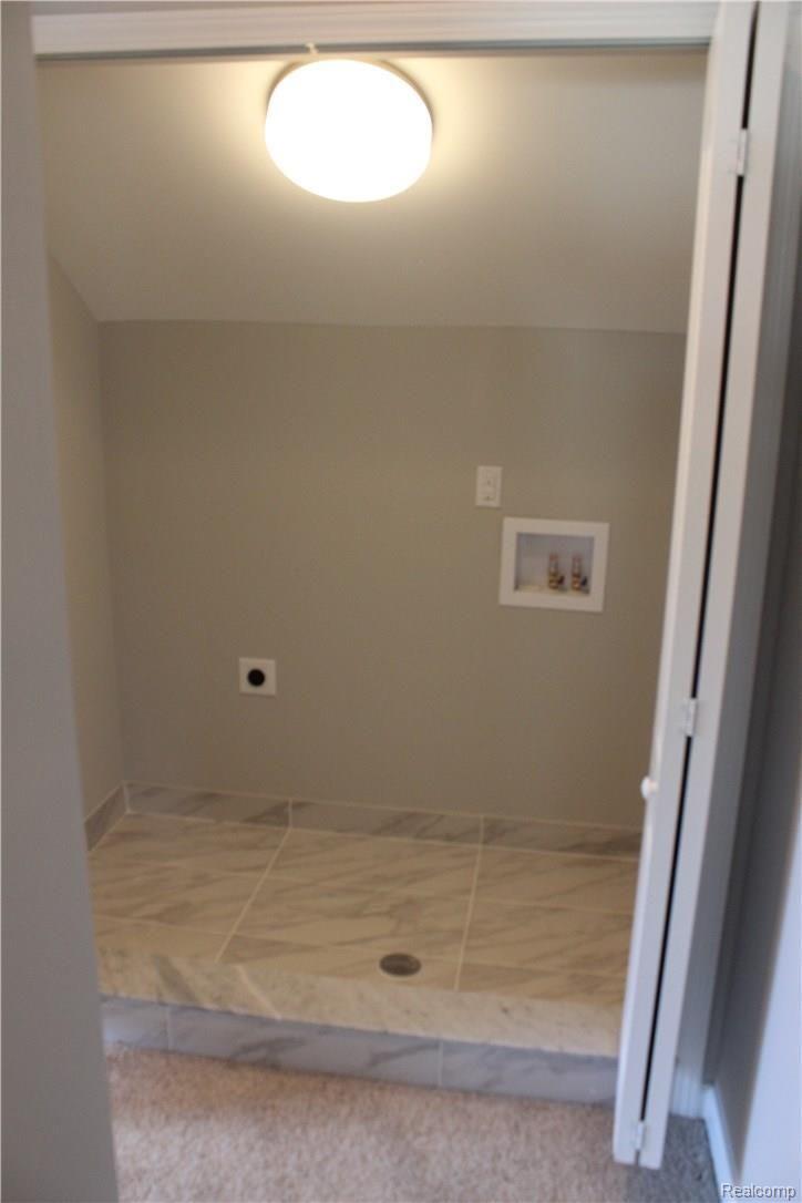 1574 Cambridge Road Berkley, MI 48072 - Photo 17 of 27 IMG_3198.jpg