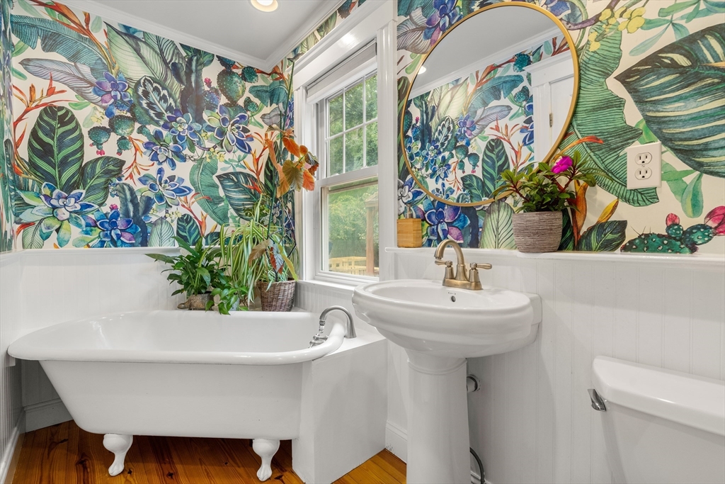 62 Ferncroft Road Milton, MA 02186 - Photo 21 of 37 Gallery Image 21