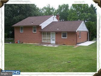 981 Springhouse Road Jenkintown, PA 19046 - Photo 3 of 4 Exterior