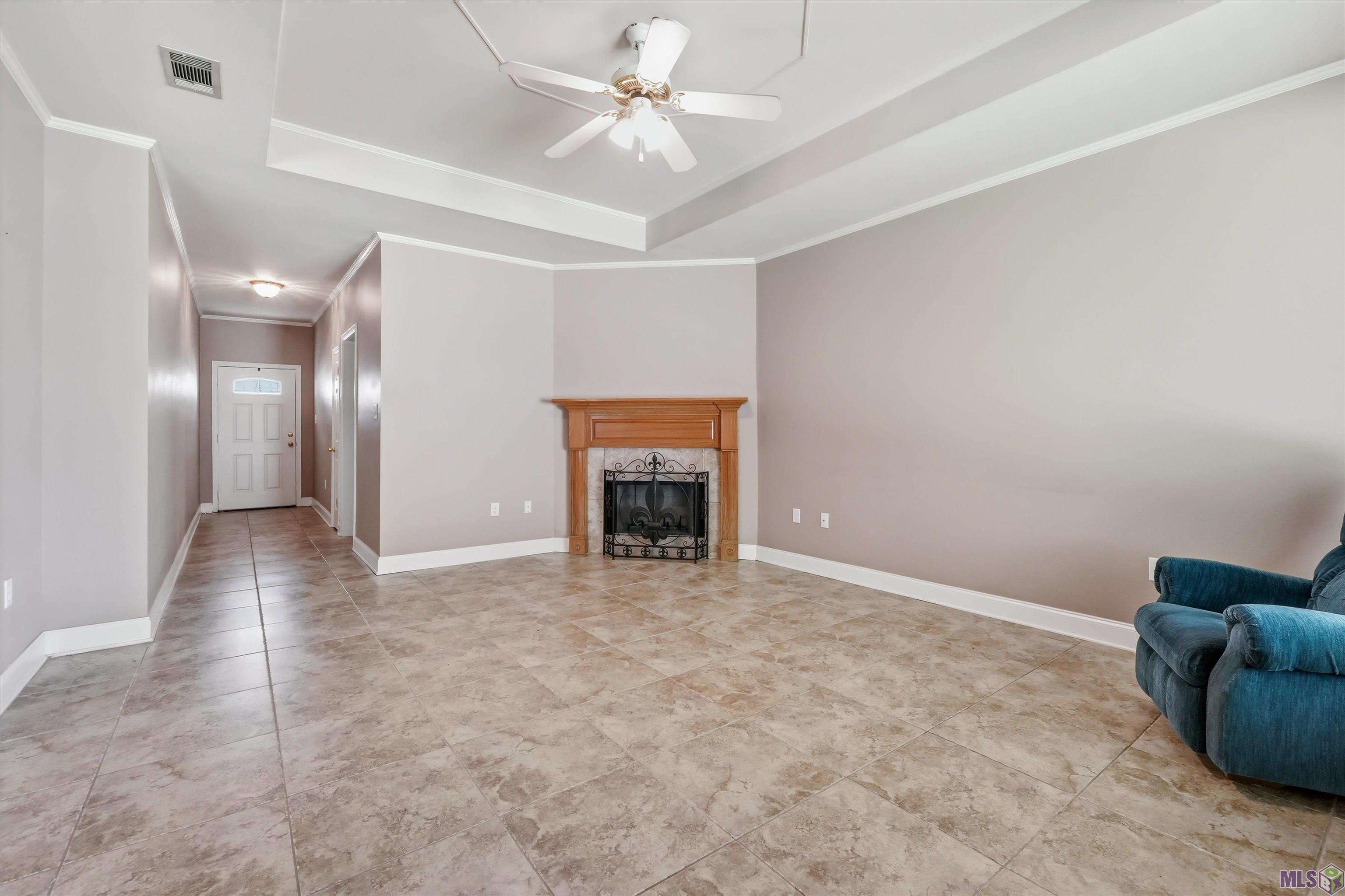 18606 Perkins Oak Road Prairieville, LA 70769 - Photo 3 of 17 Gallery Image 3