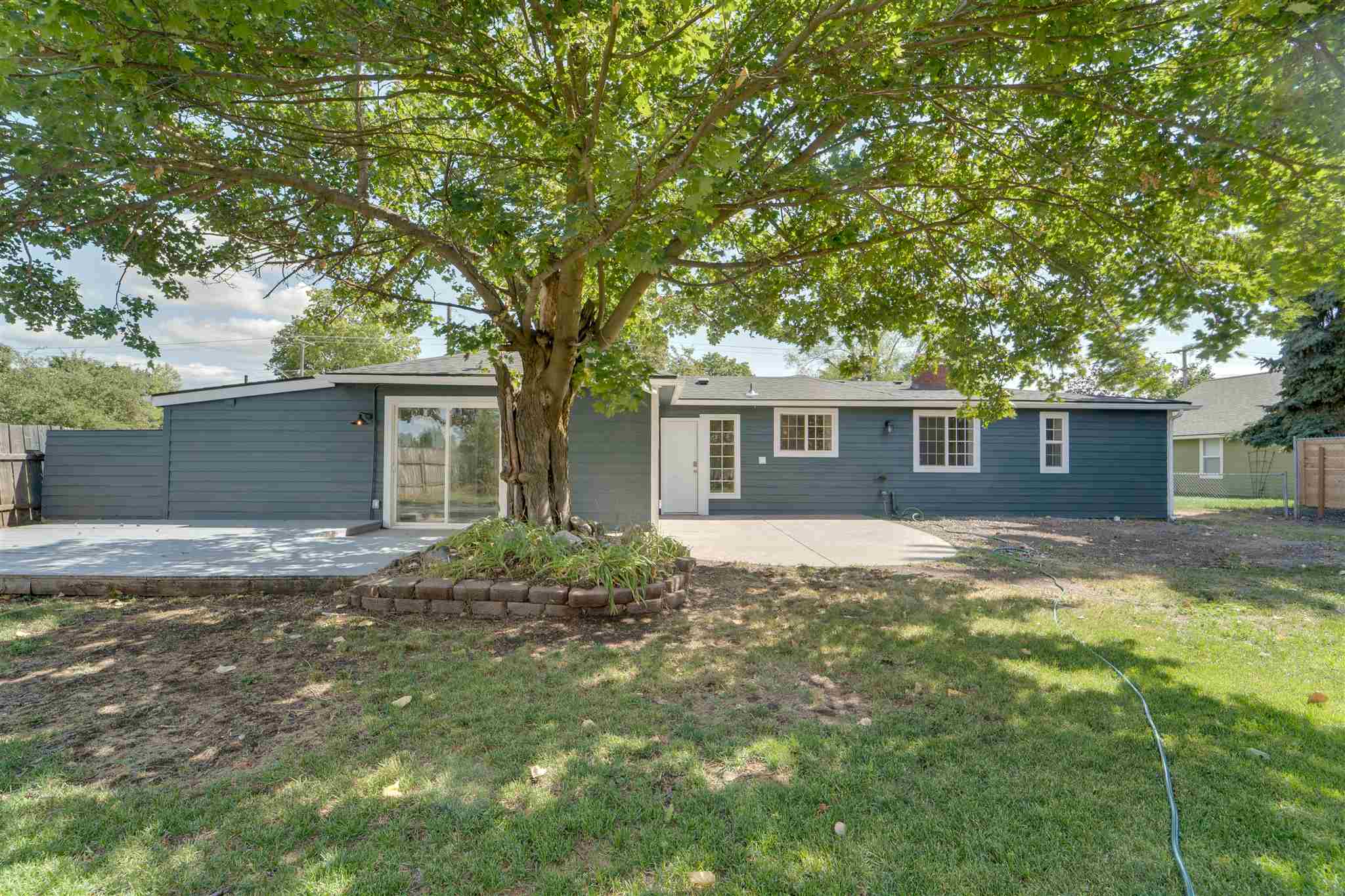 821 North University Road Spokane Valley, WA 99206 - Photo 22 of 40