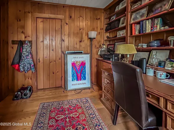 $3,800 | 34 Pinewood Avenue, Saratoga Springs, NY 12866