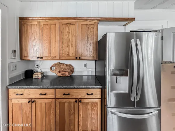 $3,800 | 34 Pinewood Avenue, Saratoga Springs, NY 12866