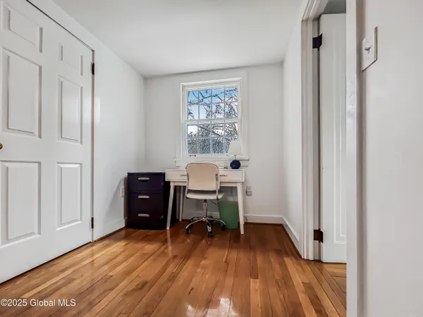 $3,800 | 34 Pinewood Avenue, Saratoga Springs, NY 12866