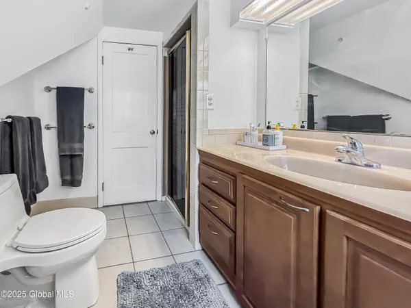 $3,800 | 34 Pinewood Avenue, Saratoga Springs, NY 12866