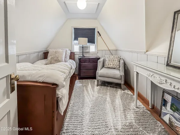 $3,800 | 34 Pinewood Avenue, Saratoga Springs, NY 12866