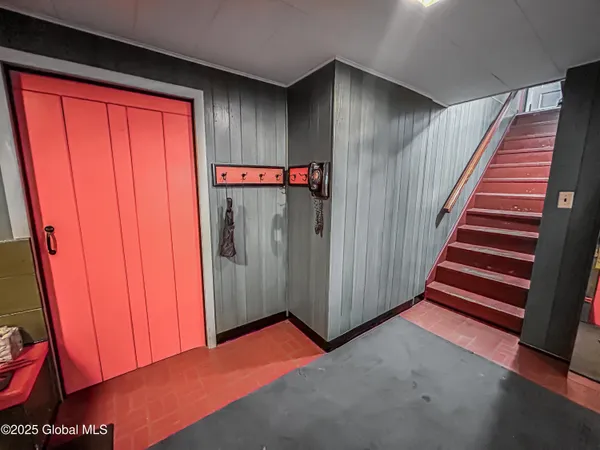 $3,800 | 34 Pinewood Avenue, Saratoga Springs, NY 12866