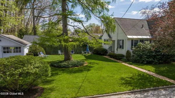 $3,800 | 34 Pinewood Avenue, Saratoga Springs, NY 12866